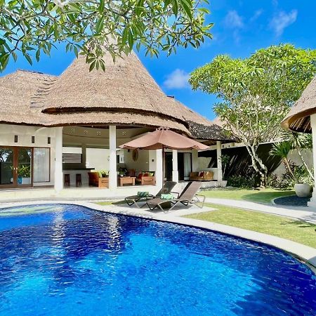 The Mutiara Jimbaran Boutique Villas Exterior foto