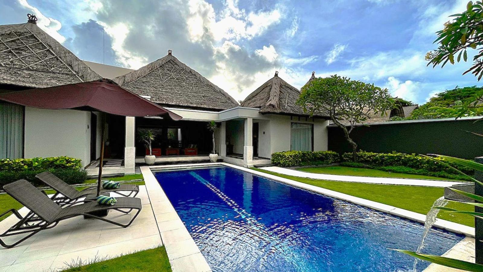 The Mutiara Jimbaran Boutique Villas Exterior foto