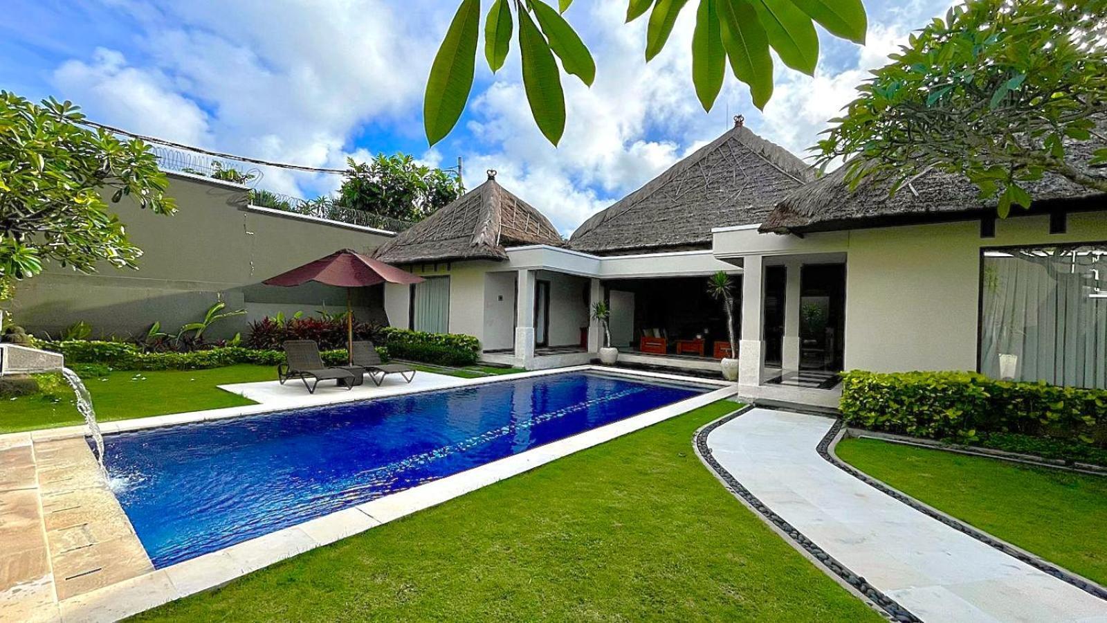 The Mutiara Jimbaran Boutique Villas Exterior foto